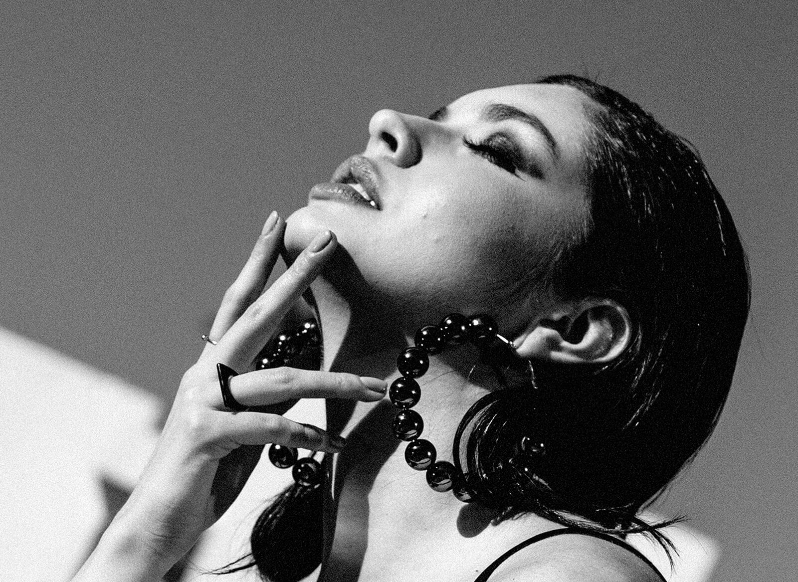 park-street-jeJqbm_rExg-unsplash